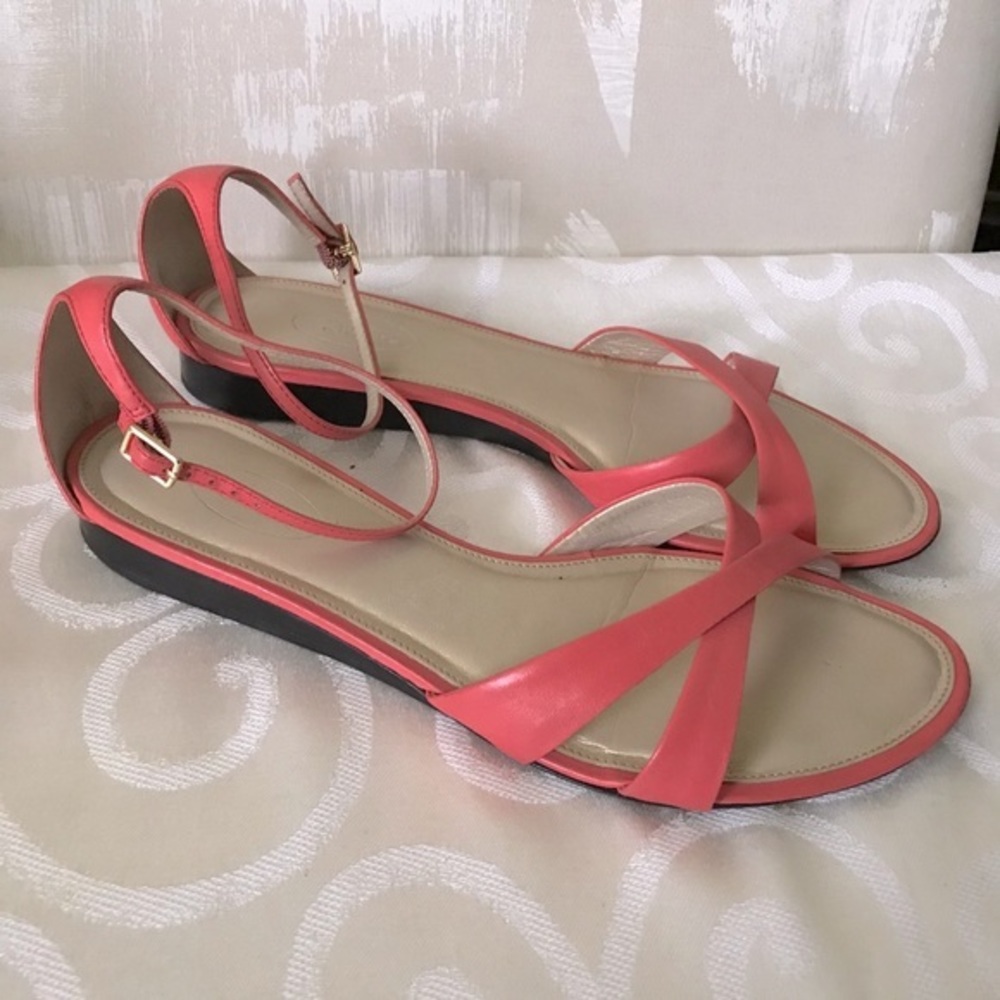 Talbots peach leather sandals in size 9.5.